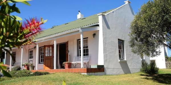 Cumberland House Hotel Port Alfred Exterior photo
